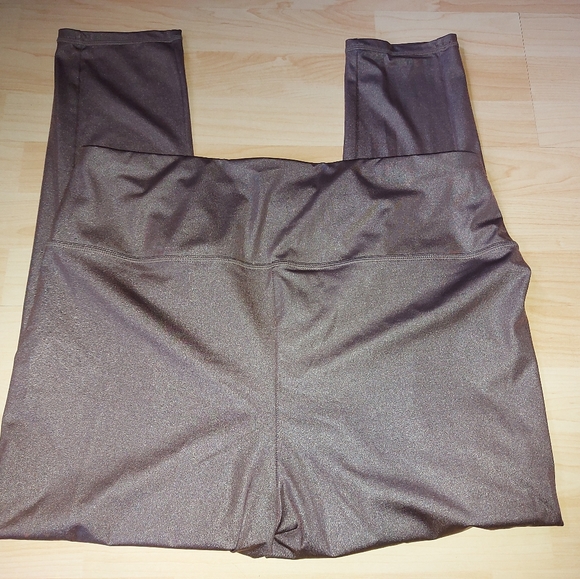 Addition Elle Stretchy Shiny Leggings - Picture 4 of 8
